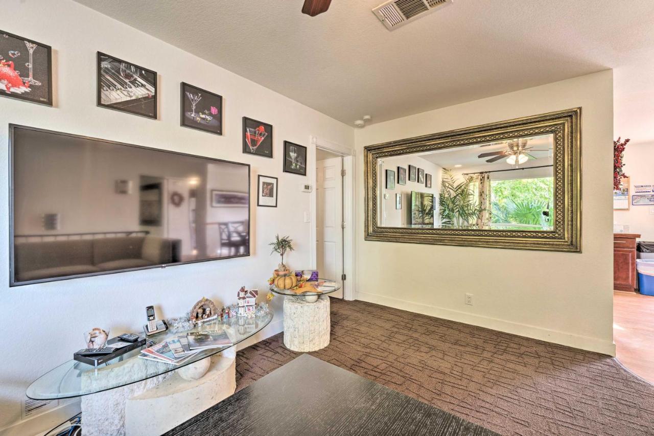Vegas Oasis Home With Pool And Spa 7 Miles To Strip Las Vegas Luaran gambar