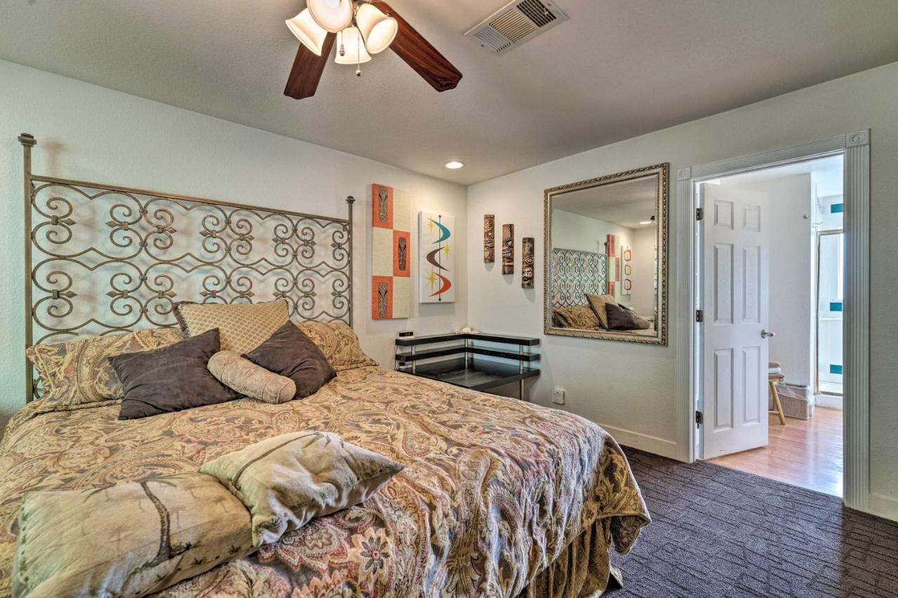 Vegas Oasis Home With Pool And Spa 7 Miles To Strip Las Vegas Luaran gambar