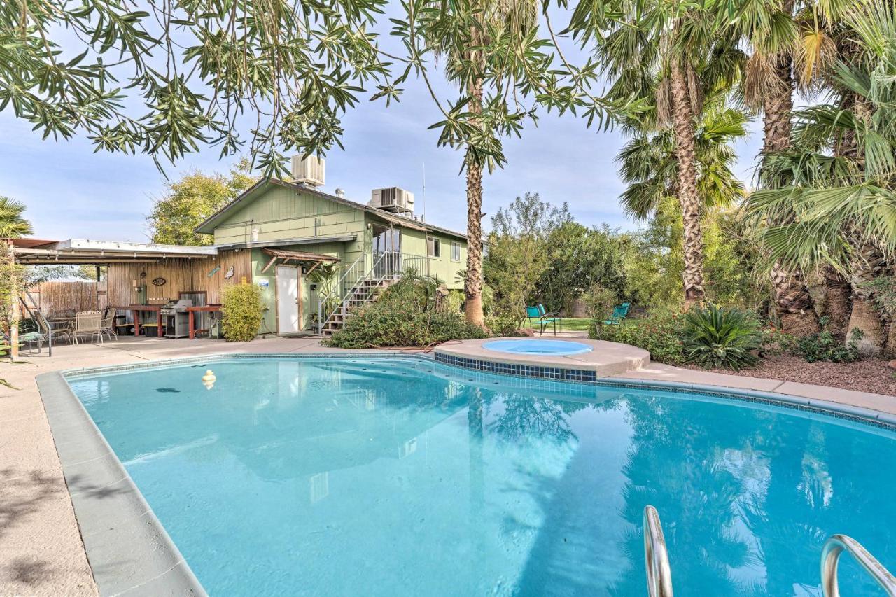 Vegas Oasis Home With Pool And Spa 7 Miles To Strip Las Vegas Luaran gambar